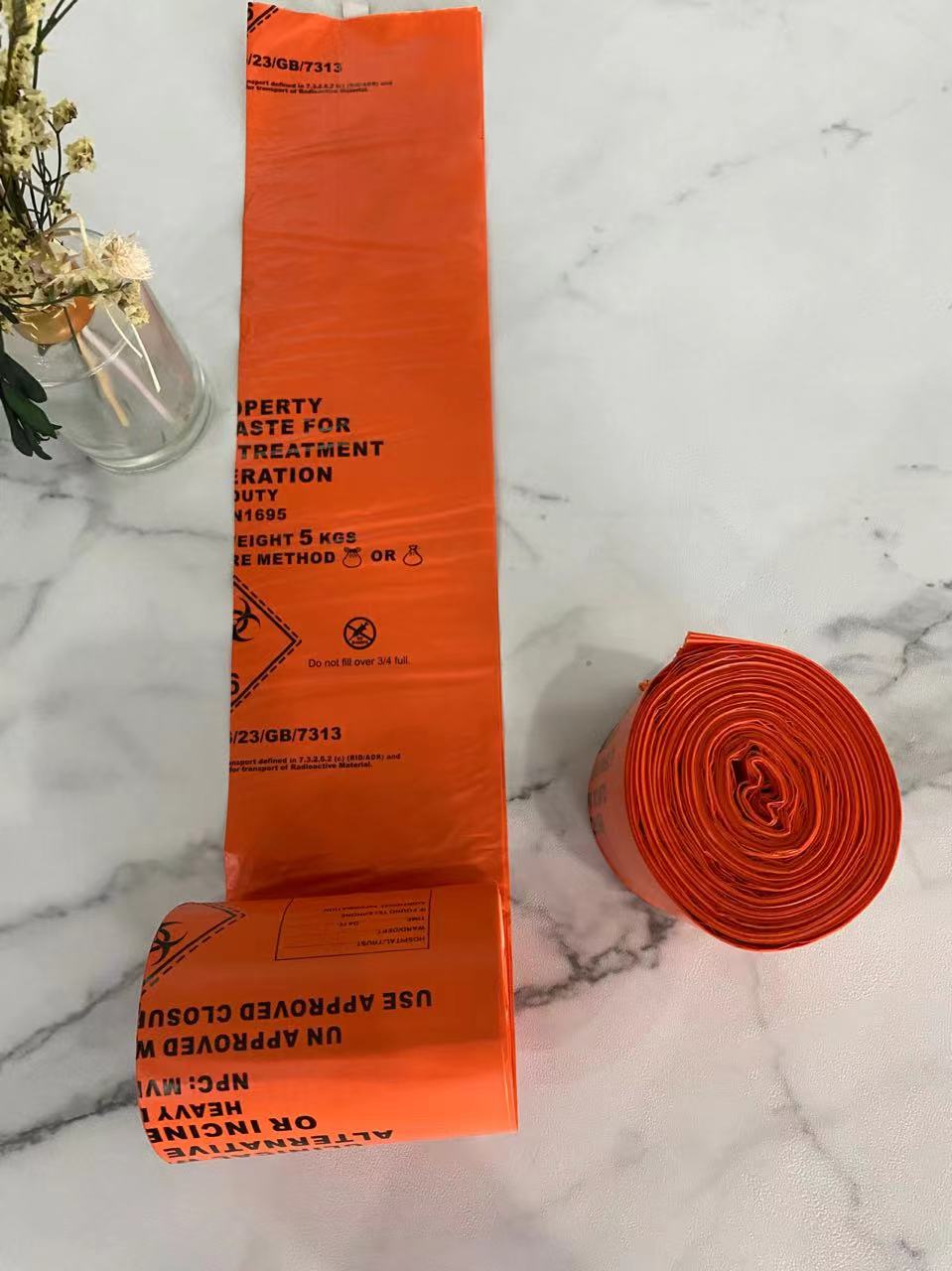 PE Disposal Medical Waste Plastic Trash Bags On Roll PE Disposal Medical Waste Plastic Trash Bags On Roll