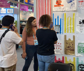 Negotiated products with customers at the China Import and Export Fair.