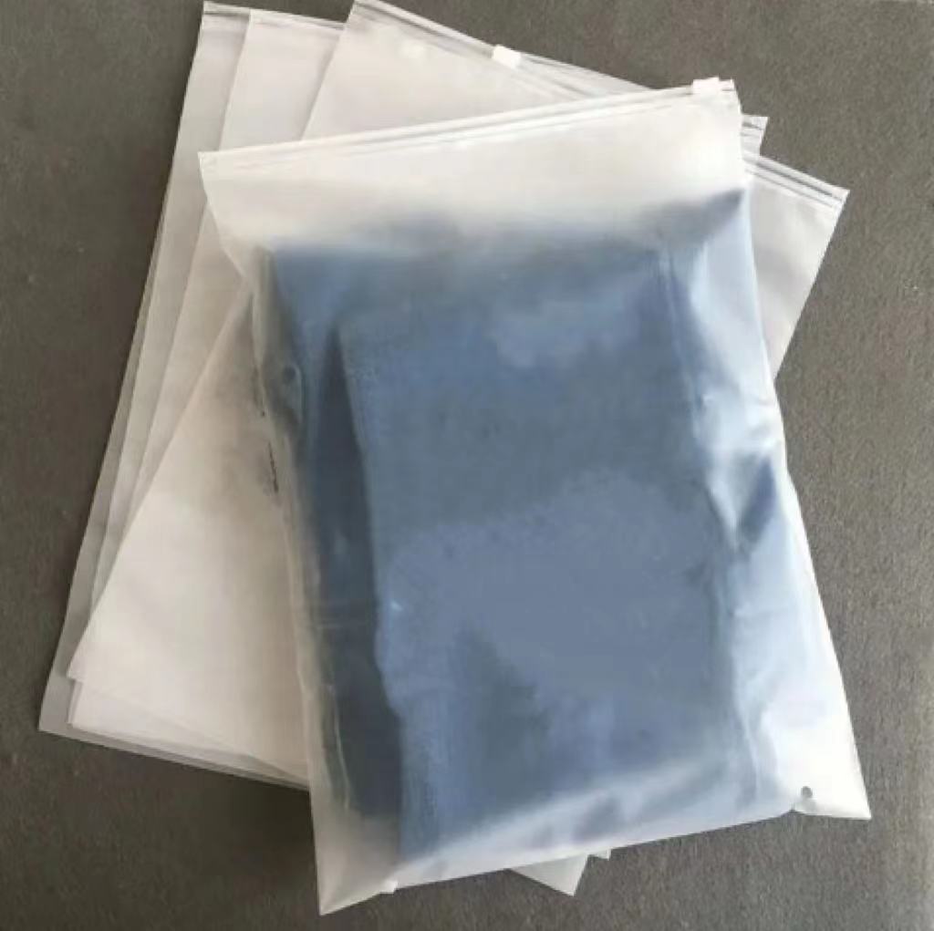 Beg Zip LDPE Untuk Pembungkusan Pakaian
